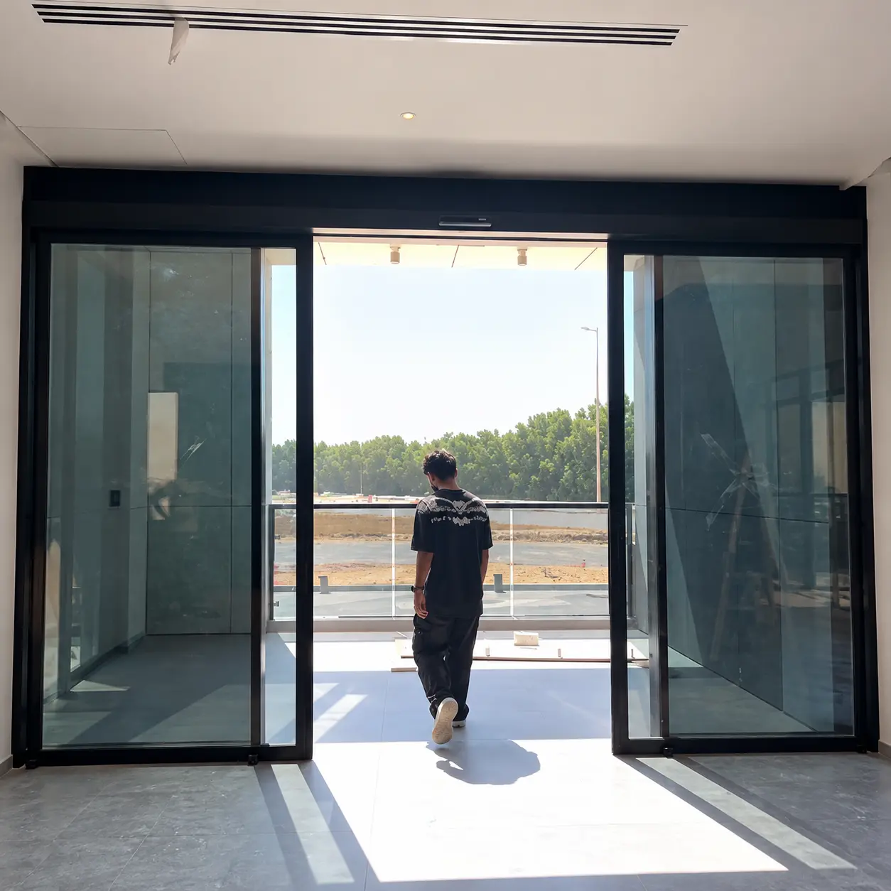 automatic-sensor-door